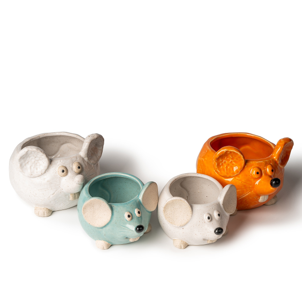 माऊस-आकाराचे सिरेमिक मेणबत्ती धारक: जीवनात सुंदरता आणि उबदारपणा आणणे