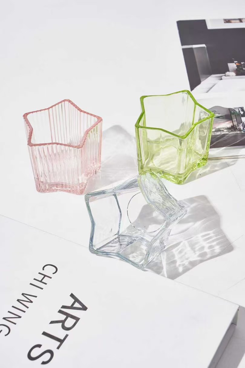 स्टार-आकाराचे ग्लास मेणबत्ती धारक