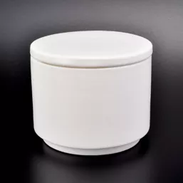 पारंपारिक सिरेमिक मेणबत्ती धारक